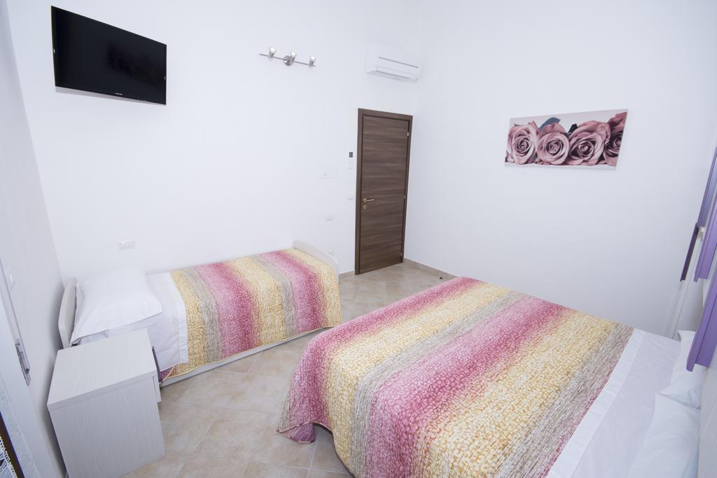 La Casa Di Tina Apartment Colonnella Room photo